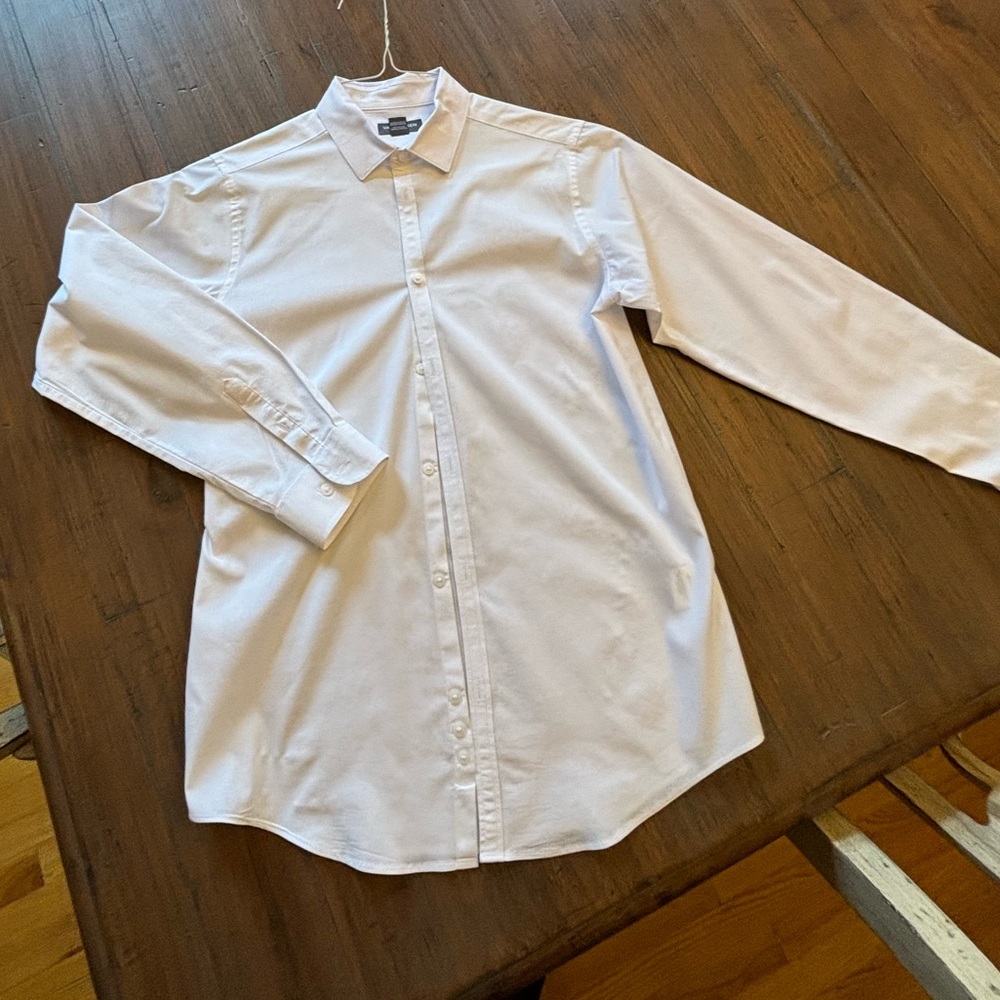 Boys White Van Heusen Button Down Shirt Size 14/16 *like new*